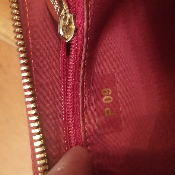 Valentina Made In Italy Leather Wallet Zip Around & Snap Front Wine Color - Picture 16 of 16